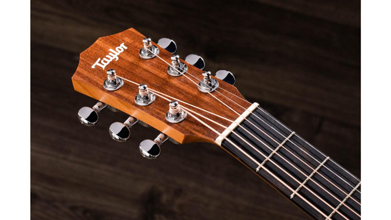 Taylor Baby Taylor BT1e Walnut - gitara elektroakustyczna