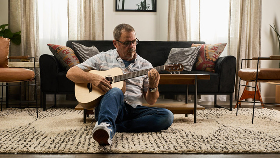 Taylor Baby Taylor BT1e Walnut - gitara elektroakustyczna