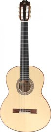 Admira F4 – gitara klasyczna